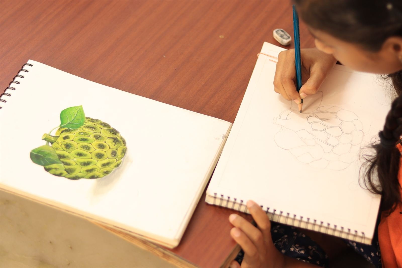 Hands painting